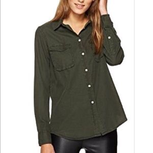 Vince Military Shirt in Army Green/ Olive